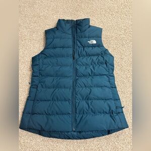 The North Face Women's Aconcagua 3 Vest in Midnight Petrol